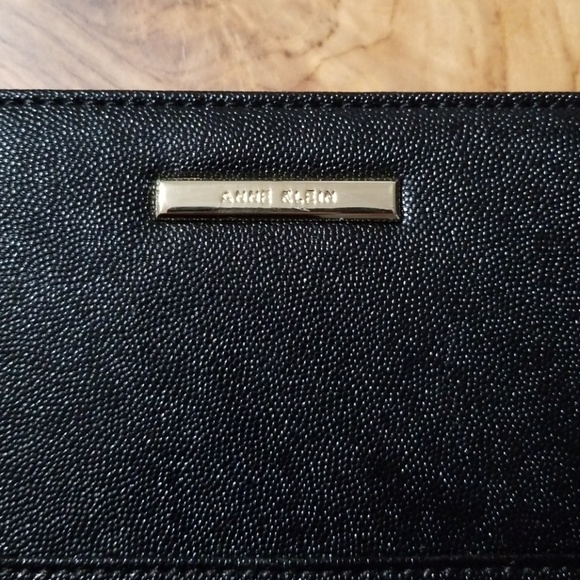 NWOT Anne Klein  Black Clutch Wallet - Picture 4 of 6